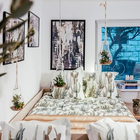 Twin Palms Studio Belvedere * 코페르