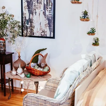 Twin Palms Studio Belvedere *