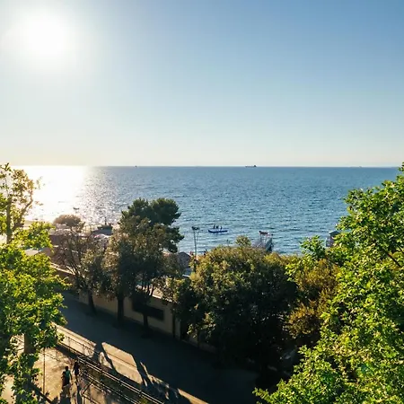 Twin Palms Studio Belvedere Apartment Koper